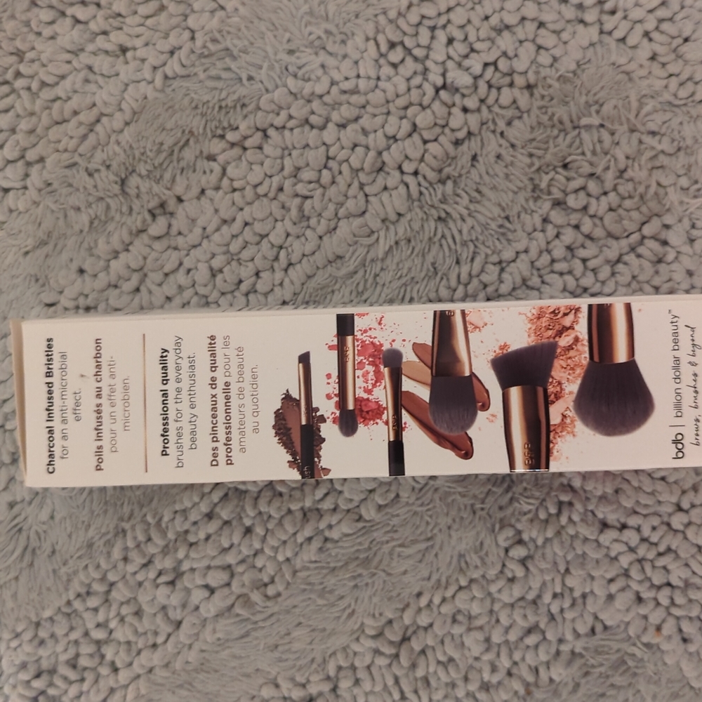 Pro Brush Essentials Kit Brand New - Picture 3 of 4